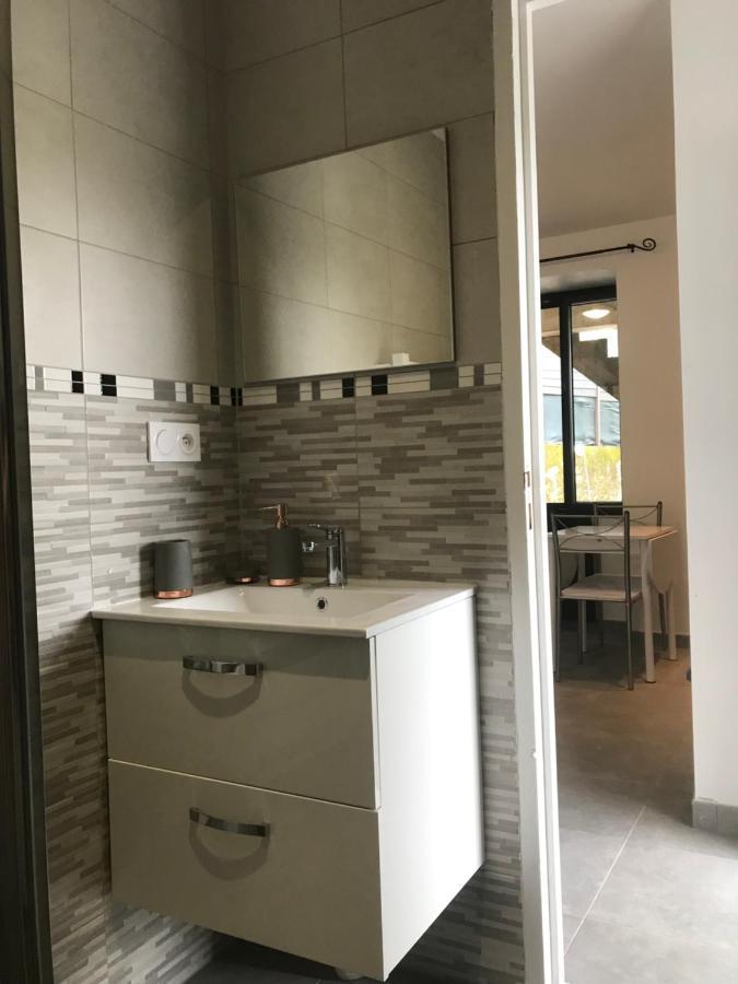 Superbe studio entièrement refait a neuf Figeac Extérieur photo
